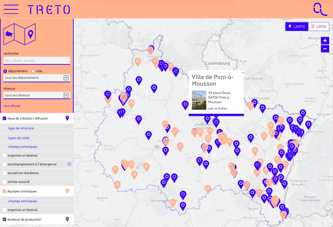 La visualisation de base est cartographique, avec un moteur de recherche multi-critères très précis pour filtrer les résultats.